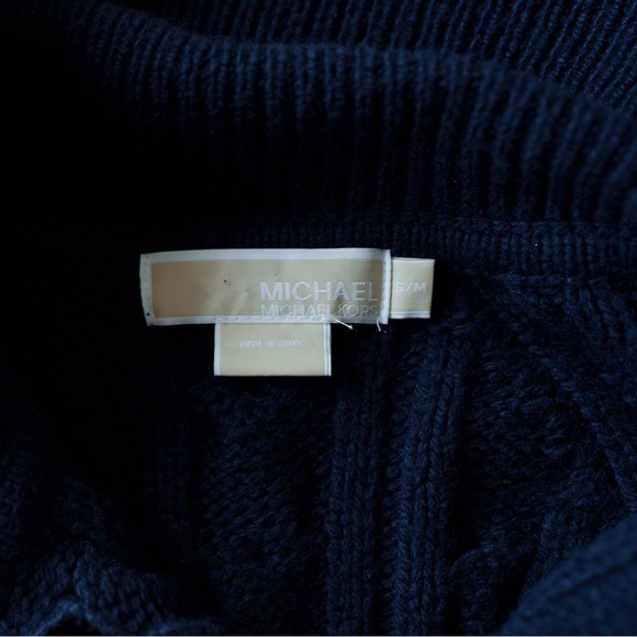 Michael Kors Cable Knit Caplut Wool Blend Sweater - Deep Navy - Size M - Picture 6 of 7